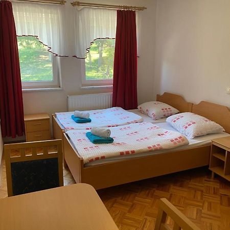 Kmetija Knavs Villa Nova Vas  Ngoại thất bức ảnh